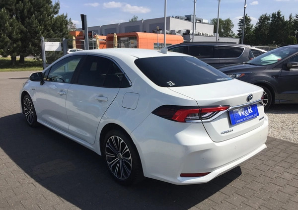 Toyota Corolla cena 89900 przebieg: 42500, rok produkcji 2020 z Maków Podhalański małe 154